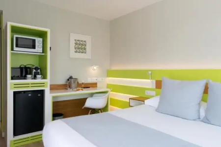 Vanilla Garden Boutique - Adults Only - 100