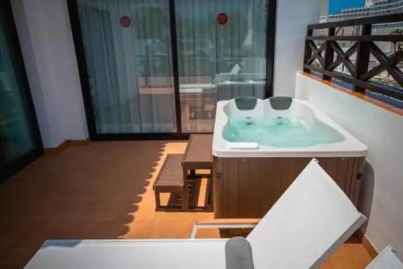 Vanilla Garden Boutique - Adults Only - 130