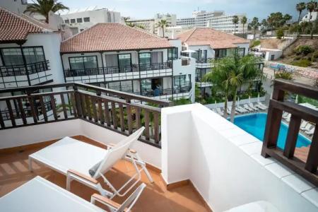 Vanilla Garden Boutique - Adults Only - 5