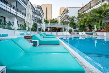 Vanilla Garden Boutique - Adults Only - 36