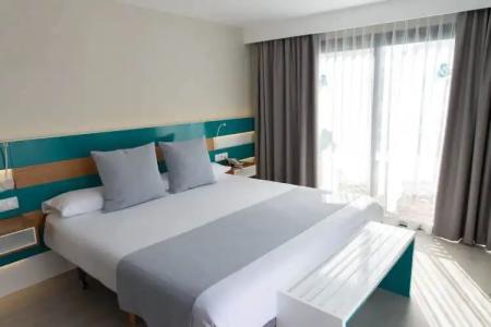 Vanilla Garden Boutique - Adults Only - 3