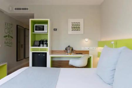 Vanilla Garden Boutique - Adults Only - 102