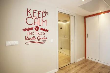 Vanilla Garden Boutique - Adults Only - 9