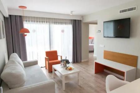 Vanilla Garden Boutique - Adults Only - 131