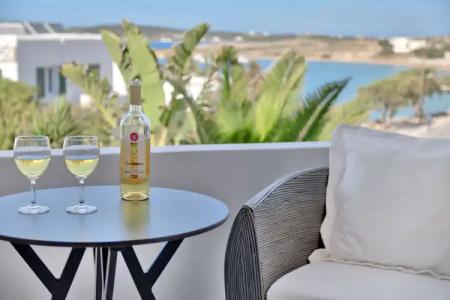 Lilly Residence-All Sea View Suites, Adults Only - 12