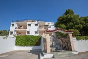 Pefkides Aegina Boutique Apartments, Agia Marina