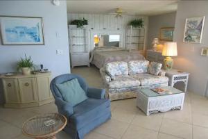 Estero Beach & Tennis #1103B Apartment, Fort Myers Beach
