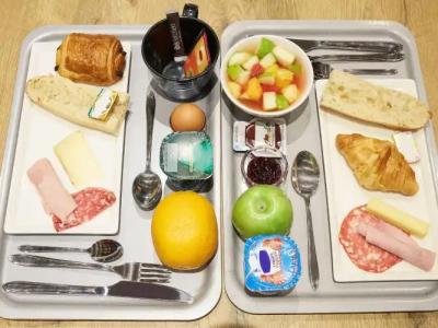 ibis Paris Canal Saint Martin - 12