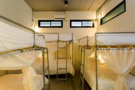 Bloo Hostel - 31