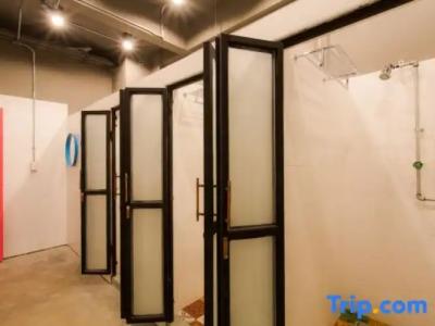 Bloo Hostel - 60