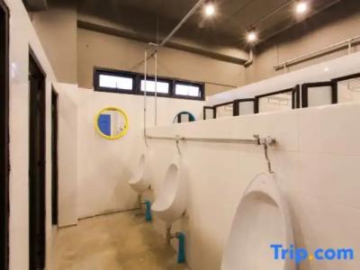 Bloo Hostel - 62