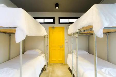 Bloo Hostel - 37