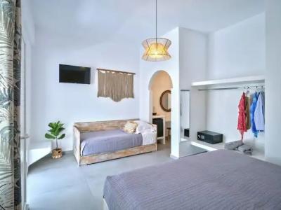 Mersina Exclusive - 81