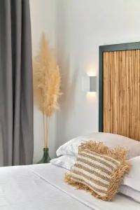 Mersina Exclusive - 137