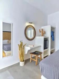 Mersina Exclusive - 111