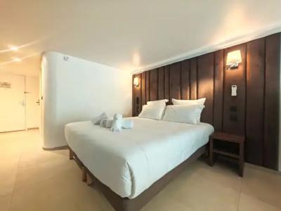 Hôtel Monsigny - 84