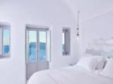 Master with Infinity Pool Suite