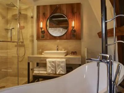 PEST-BUDA Design by Zsidais at Buda Castle - 17