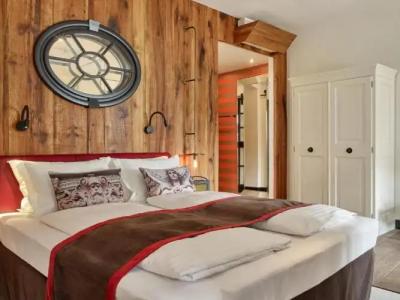 PEST-BUDA Design by Zsidais at Buda Castle - 85