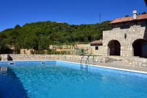 Villa Panorama, Bar