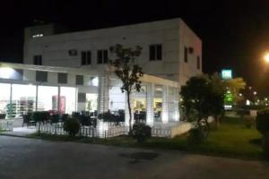 Hotel Alpet, Rinas