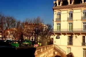 Hotel California, Beziers