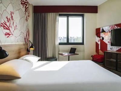 ibis Styles Barcelona City Bogatell - 100
