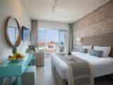 Standard Double room with partial sea view