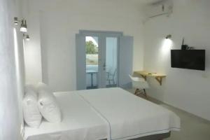 Daylight Hotel, Perissa