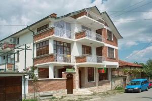 Family hotel Rose, Pavel Banya