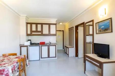 May Flower Apart - 157