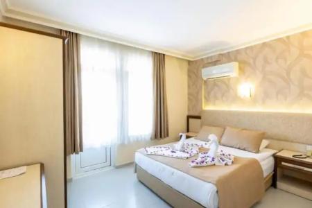 May Flower Apart - 163