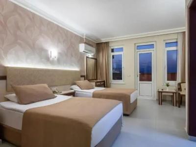 May Flower Apart - 169