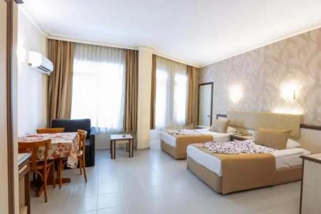 May Flower Apart - 172