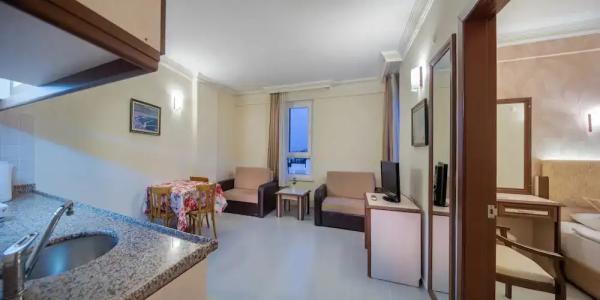 May Flower Apart - 124