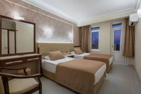 May Flower Apart - 122