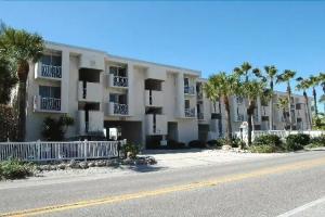 Sunset Terrace 104, Bradenton Beach