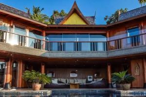 Koi Signature Villa, Surin