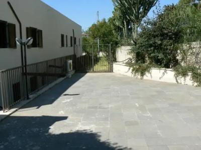 Raeli Siracusa - 9