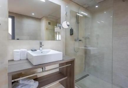 Marins Beach Club - Adults Only - 9