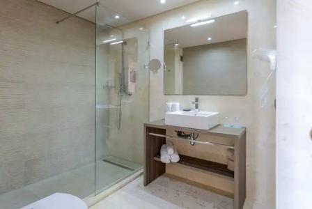 Marins Beach Club - Adults Only - 72