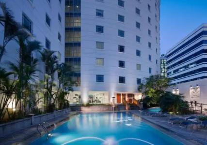 Rendezvous Singapore by Far East Hospitality - 10