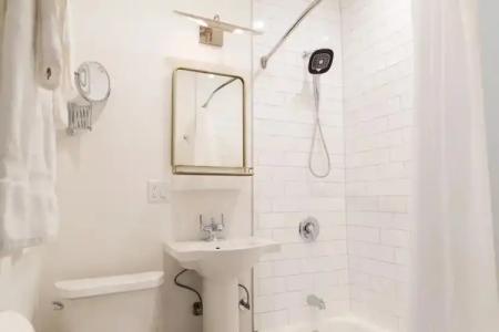 The Plaza - Milwaukee - 104