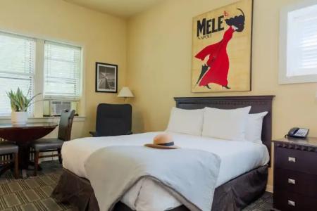 The Plaza - Milwaukee - 85