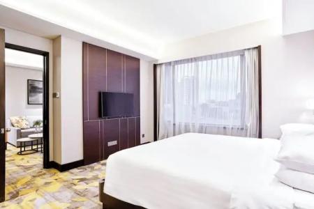 Royal Plaza on Scotts - 39