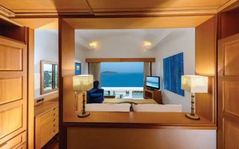 Elounda Peninsula All Suite, Six Senses Spa - 2