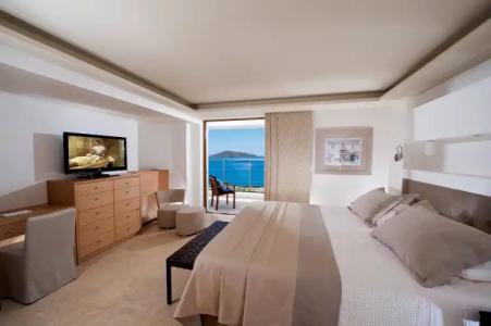 Elounda Peninsula All Suite, Six Senses Spa - 5