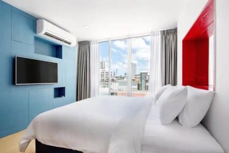 128 room and massage - 36