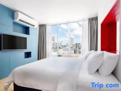 128 room and massage - 61