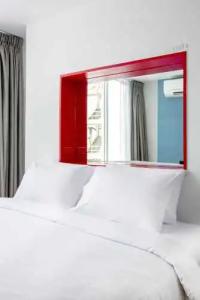 128 room and massage - 42